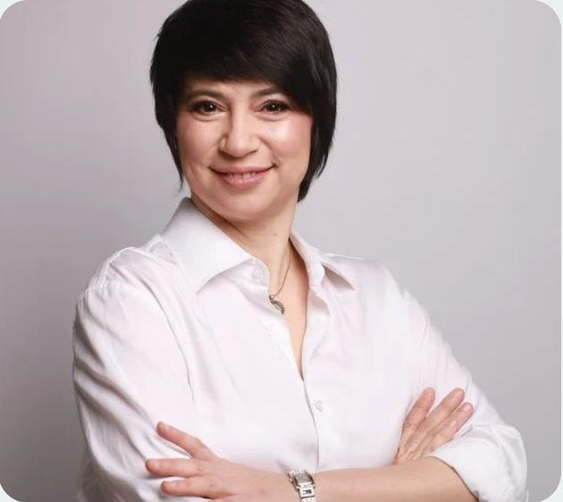 Юлия Лобанова